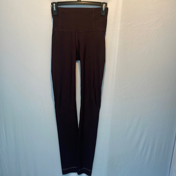 lululemon athletica Pants - Excellent Condition Lululemon Dark Red Wine In Focus Tight Run Leggings Size 4